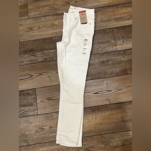 Levi's Crisp White Skinny Jeans